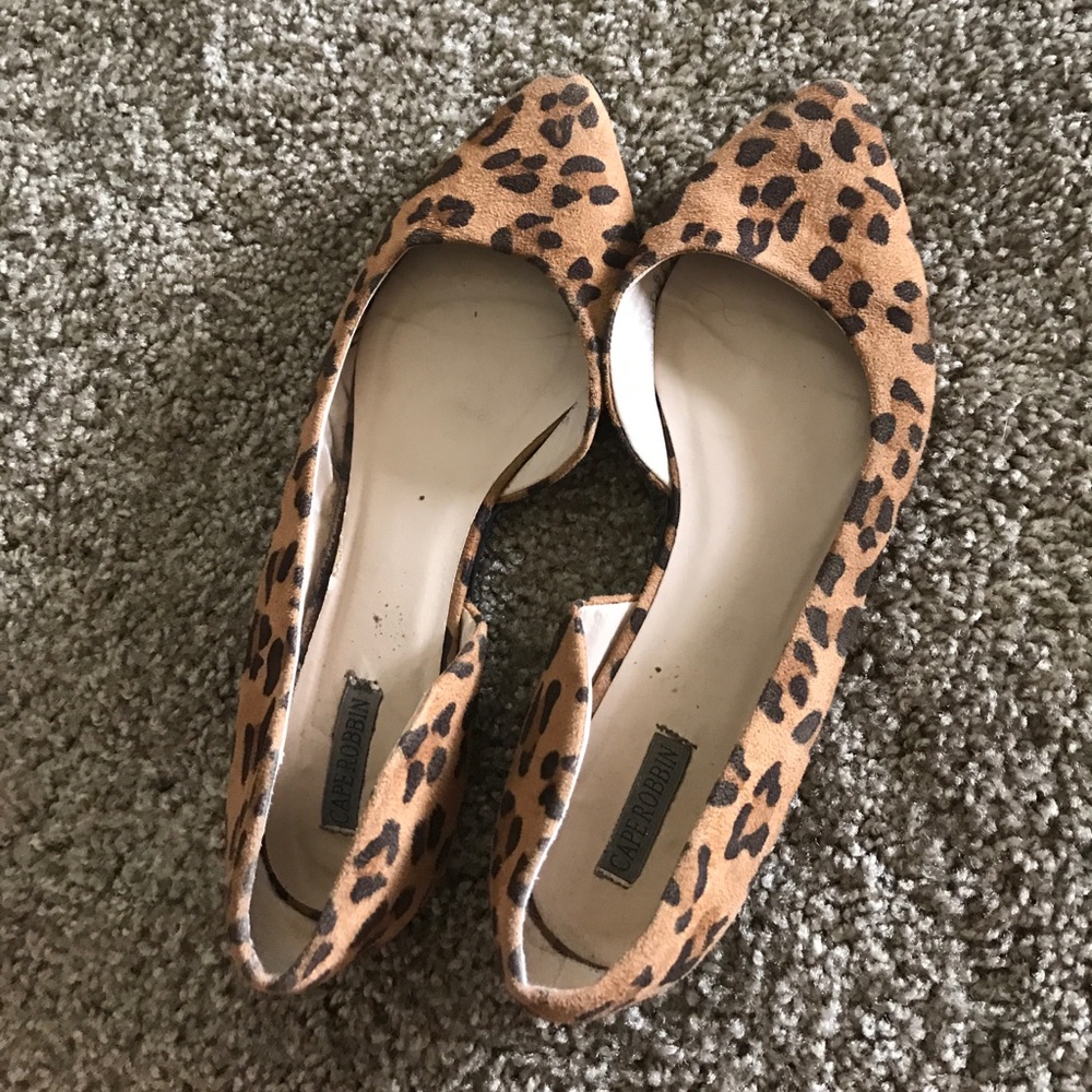 Leopard print flats