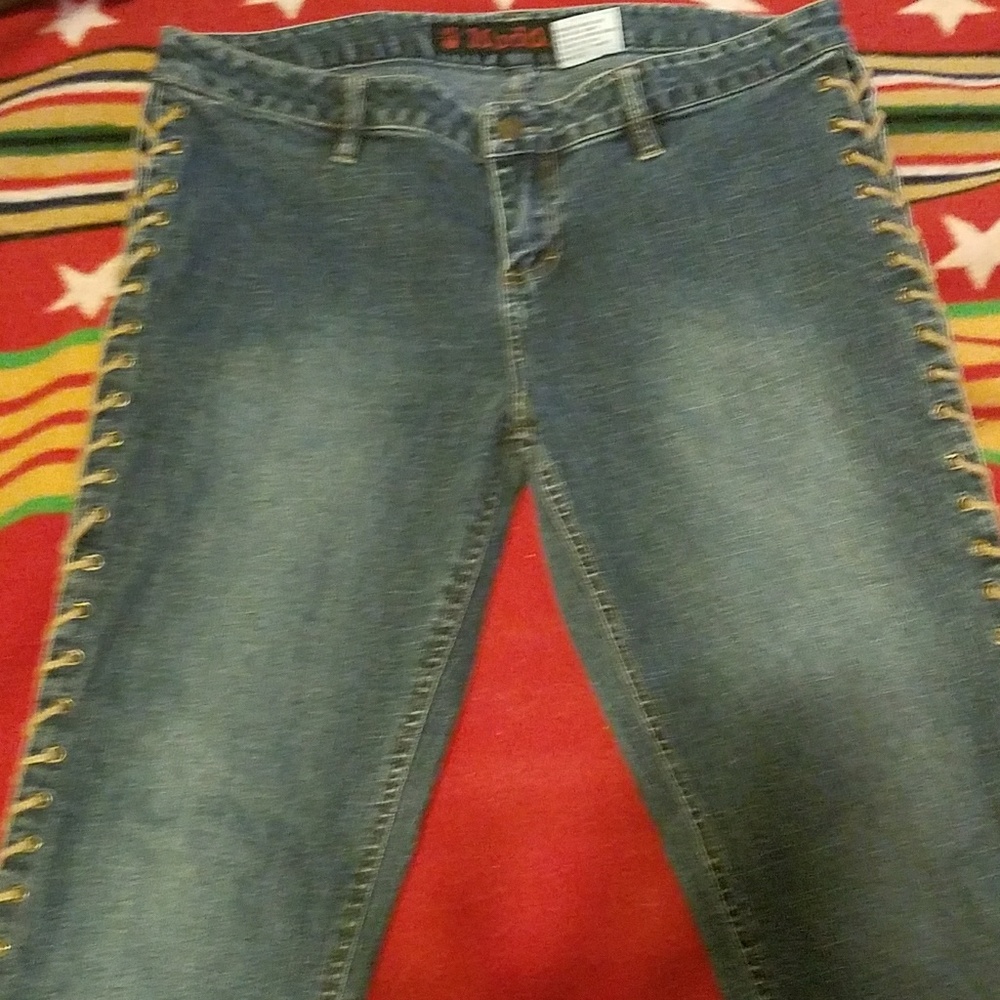 Side lace up bell bottom jeans