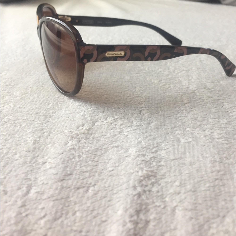 Coach sunglasses - Picture 3 of 8