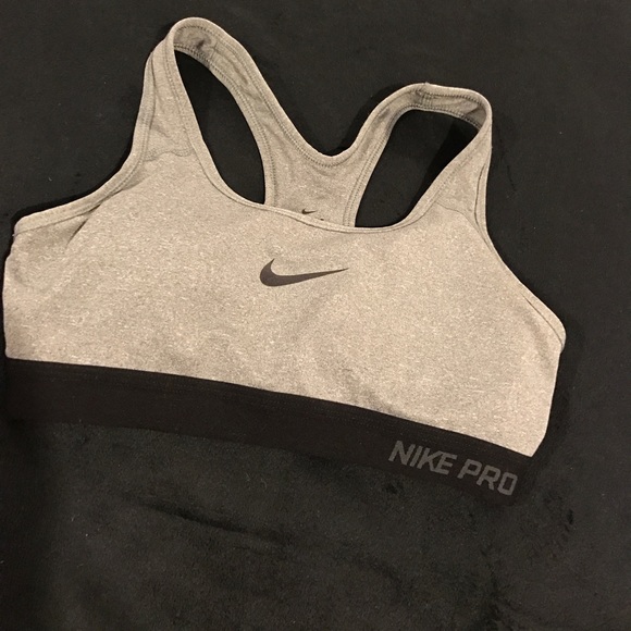 Nike Pro Dri-Fit Sports Bra - Picture 1 of 5