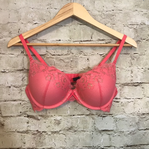 Ambrielle Other - Pink Lacy Bra