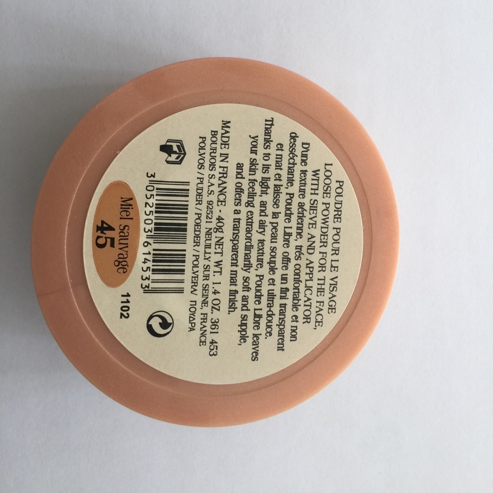 Translucent Powder - Picture 4 of 4
