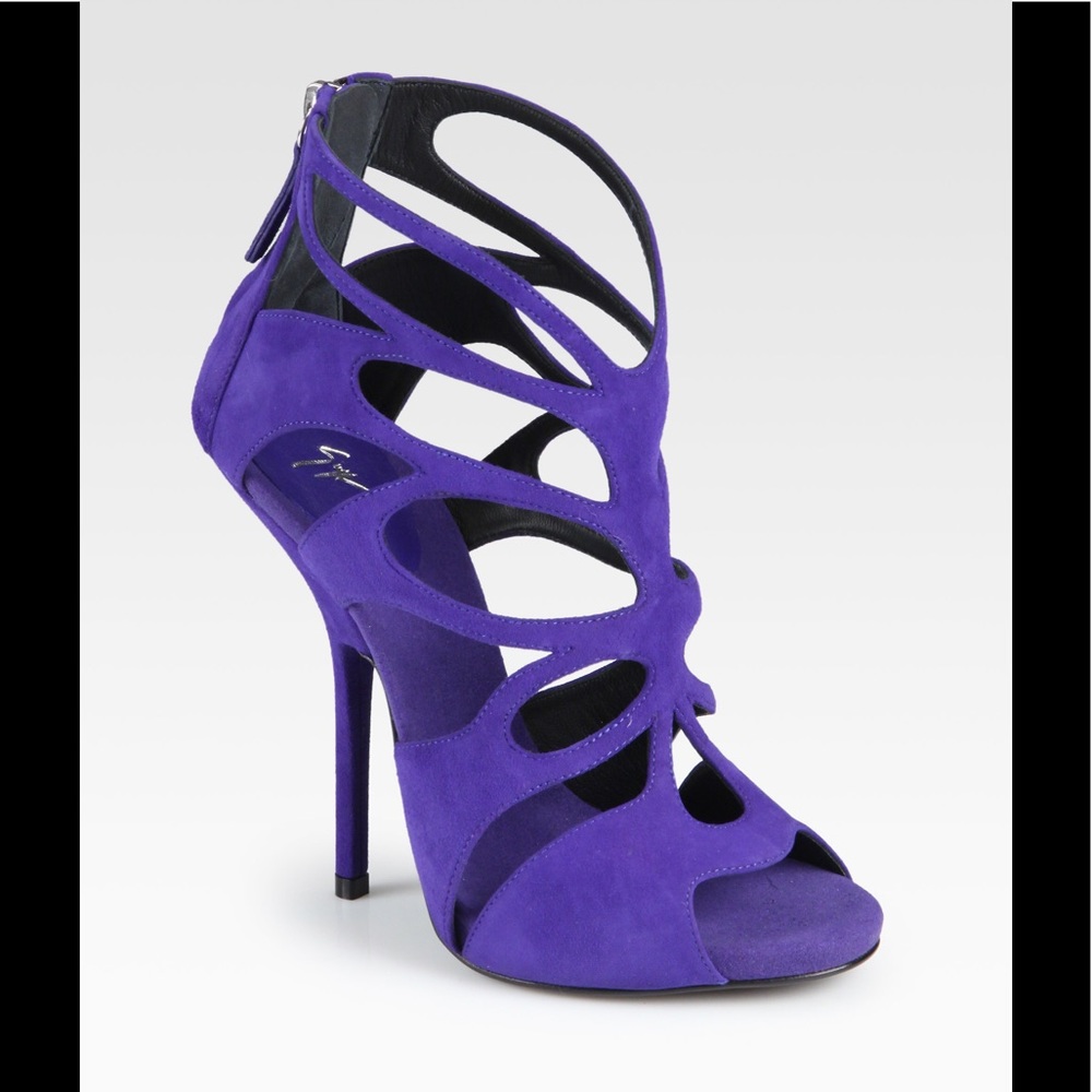 Giuseppe Zanotti
Butterfly Cutout Suede Sandal