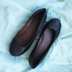 Gianni Bini Black Leather Flats - Size 9.5