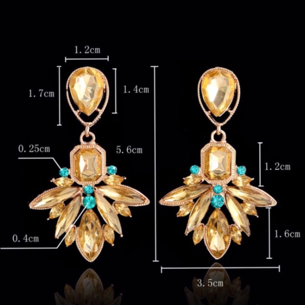 🆕 Champagne Chandelier Earrings - Picture 6 of 8