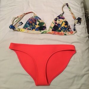 Triangl Bikini Set Authentic