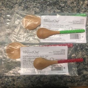 2X Small and 2X mini wooden spoons PAMPERED CHEF