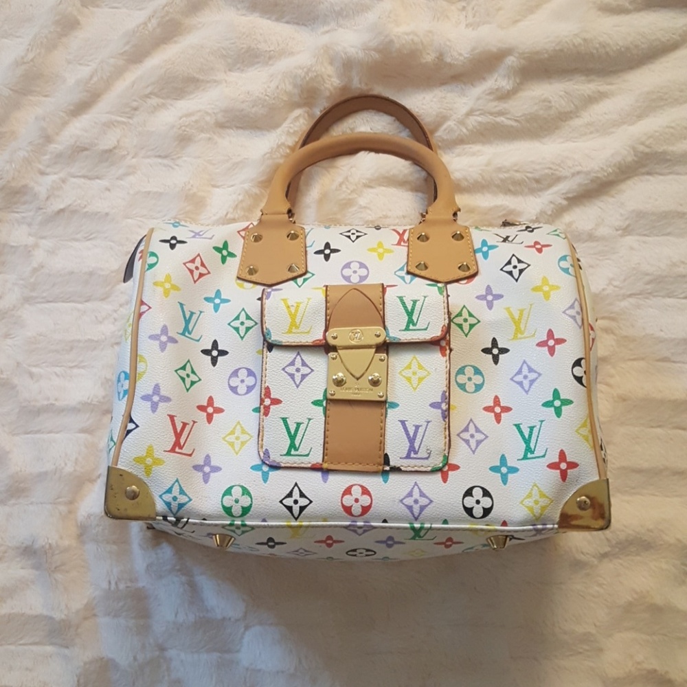 SALE. Reposhed🌹Beautiful white multicolored bag🌹