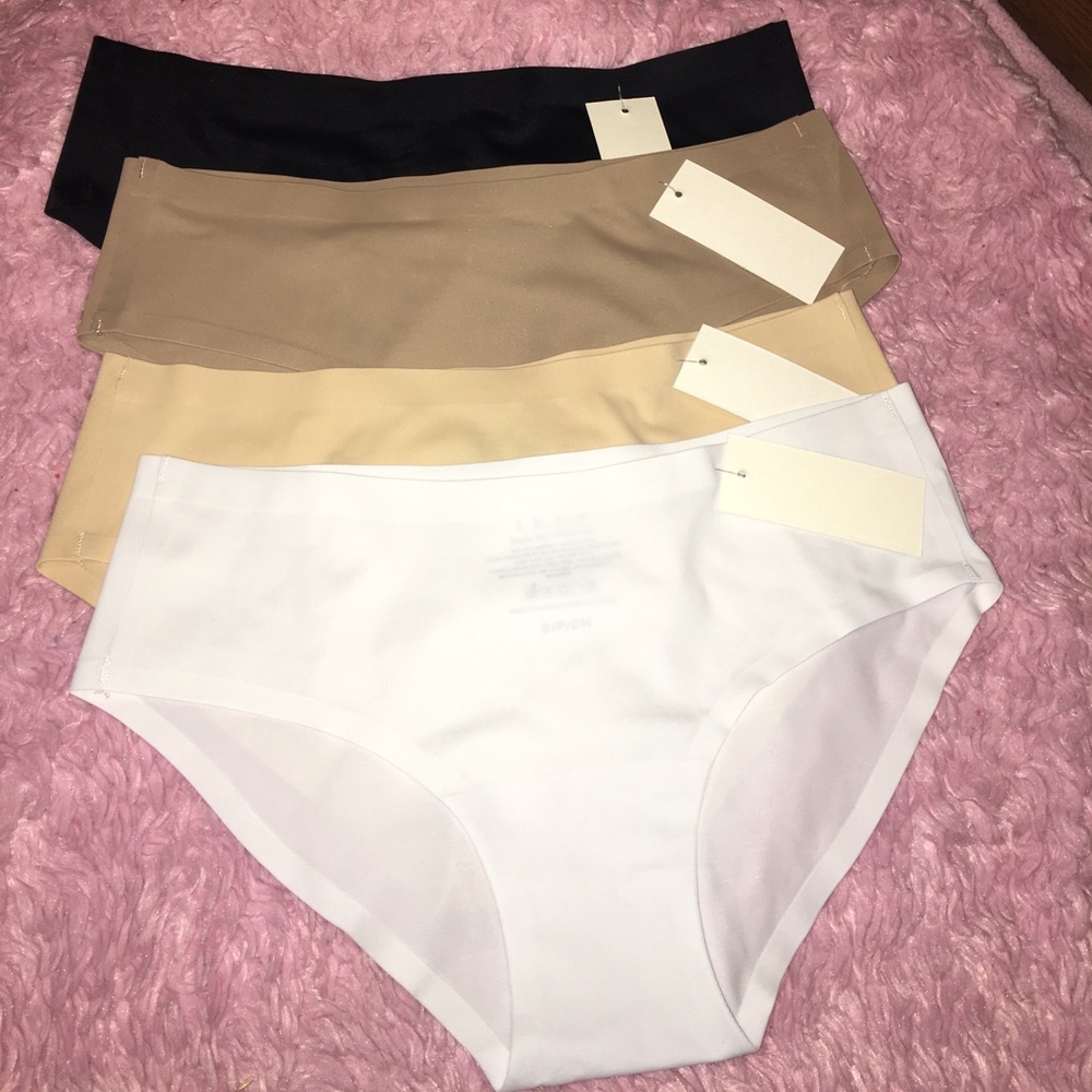 4 no lines panties nice,soft,comfy