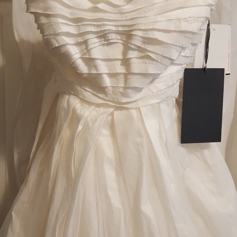 ORIGINAL VERA WANG WEDDING DRESS