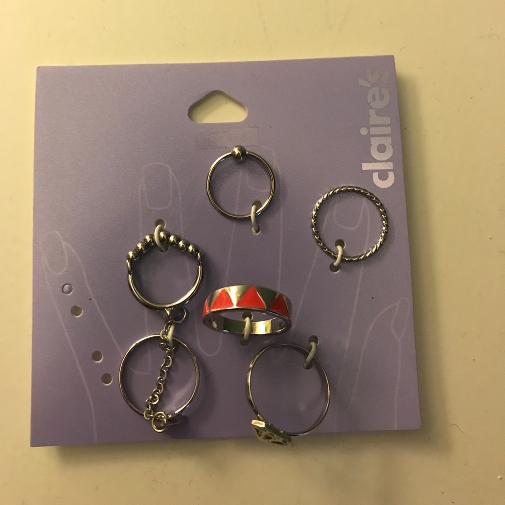 Claire's NWT rings
