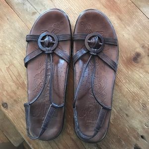 Born Sandals, size 9 1/2