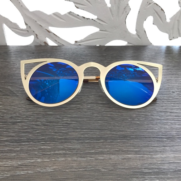 Style Link Miami Accessories - GOLD CAT EYE MIRROR LENS SUNGLASSES