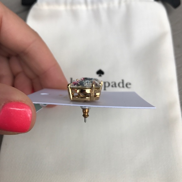 π¦ HPβοΈLarge Gumdrop Kate Spade - Picture 4 of 5