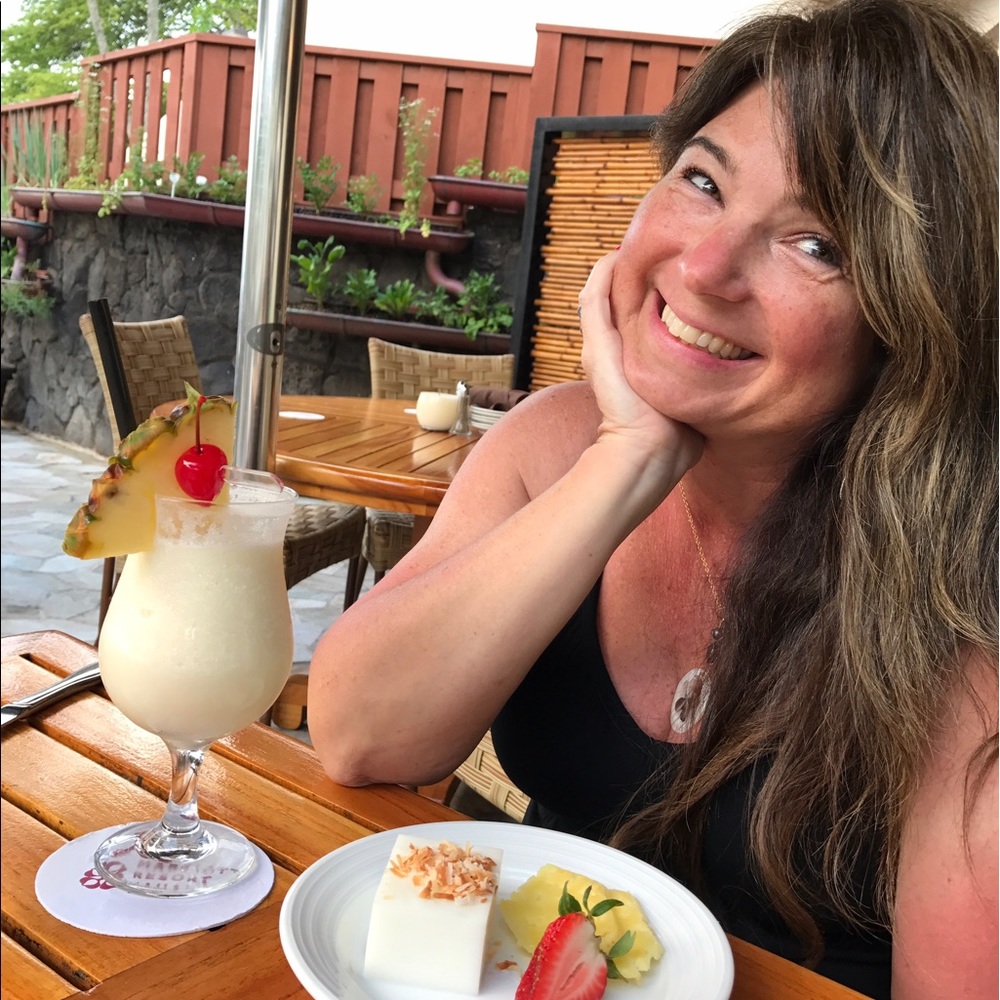 Meet your Posher, Bobbie