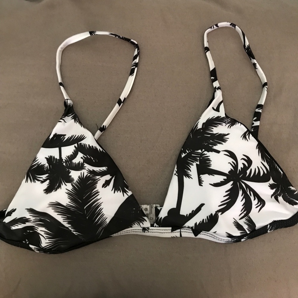 Bikini set 👙 - Picture 3 of 4