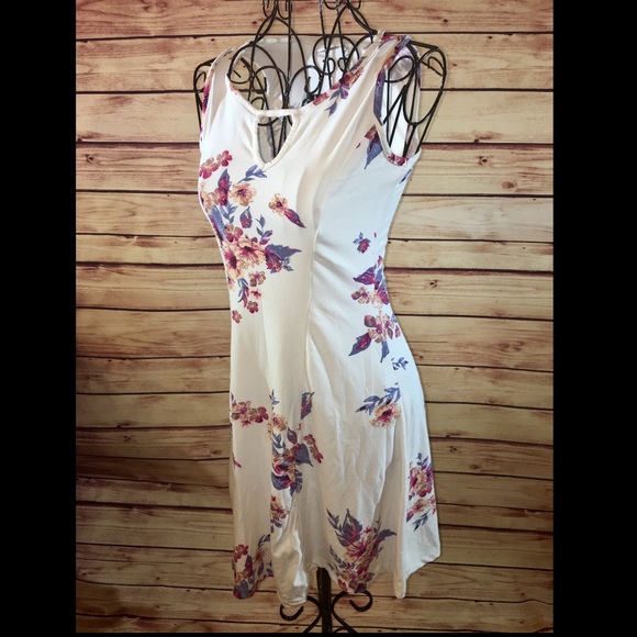 Mudd Dresses & Skirts - Floral Dress
