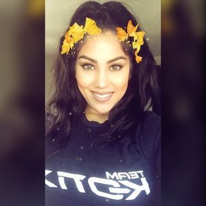 Meet your Posher, Thania