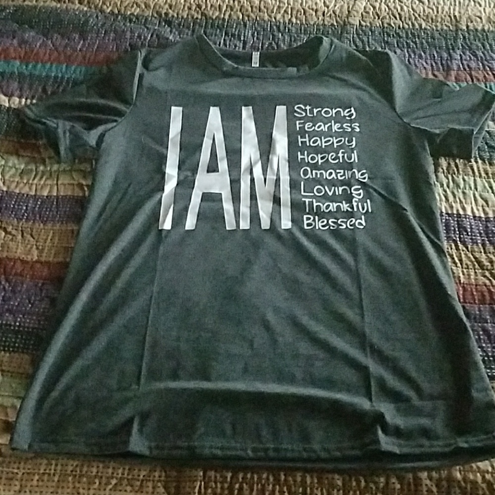 Tee shirt