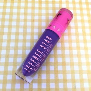 Jeffree Star Liquid Lipstick in I'm Royalty