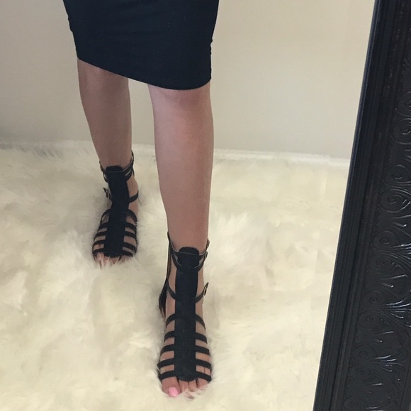ASIA Black Gladiator Sandals - Picture 7 of 9