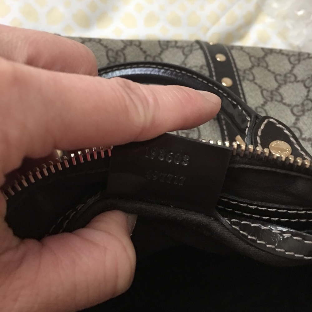Authentic Gucci Heart ❤️ 💕 Love Boston Bag - Picture 6 of 8