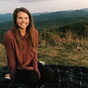 Meet your Posher, Leah