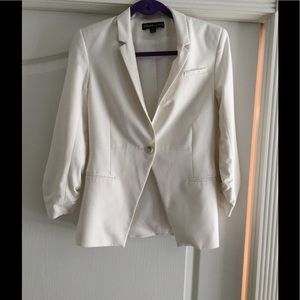 Elizabeth and james  off white blazer