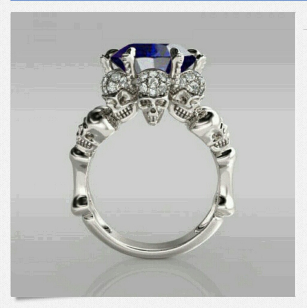 Skulls and tanzanite ring, .925 solid sterling - Picture 2 of 4