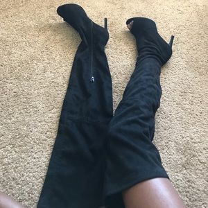 Thigh high suede peep toe boots..worn once