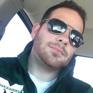 Meet your Posher, Blake