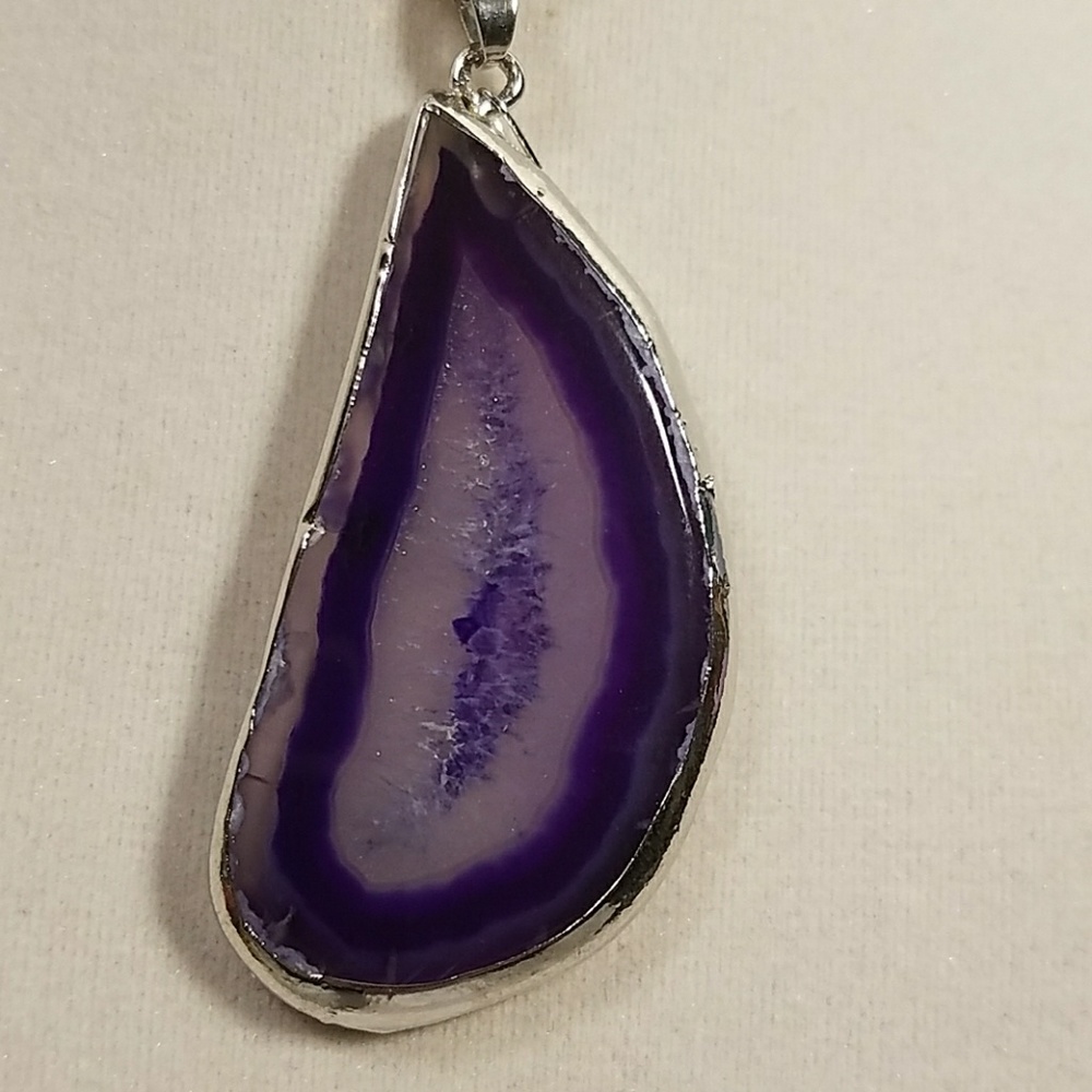 Purple Agate Pendant Necklace - Picture 3 of 3