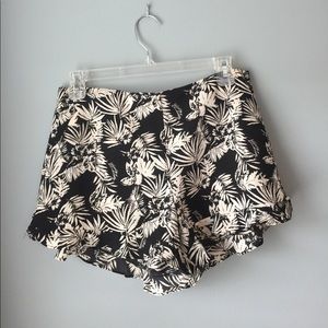 Palm tree patterned shorts