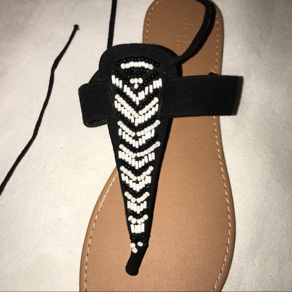 🌸 Beaded Lace Up Charlotte Russe Sandals Sz 8 🌸 - Picture 3 of 3