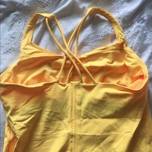 Lululemon Top LIKE NEW ✨✨✨✨✨✨