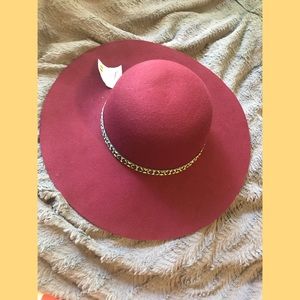 💕Burgundy wide brim hat 👒