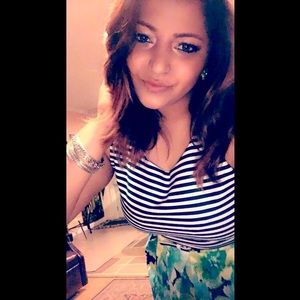 Meet your Posher, Nahed