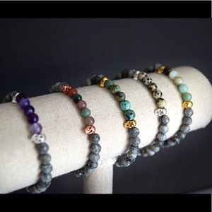 Skull stretch Jasper bracelet