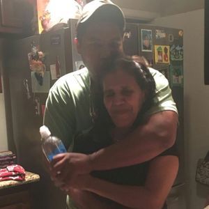 Meet your Posher, Carlos manuel