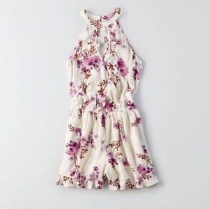 SALE 💜 nwt 💜 White and purple floral romper