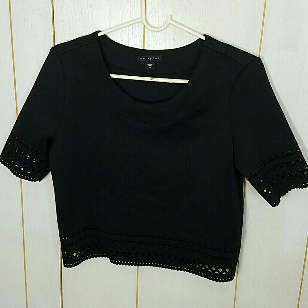 Metaphore crop top