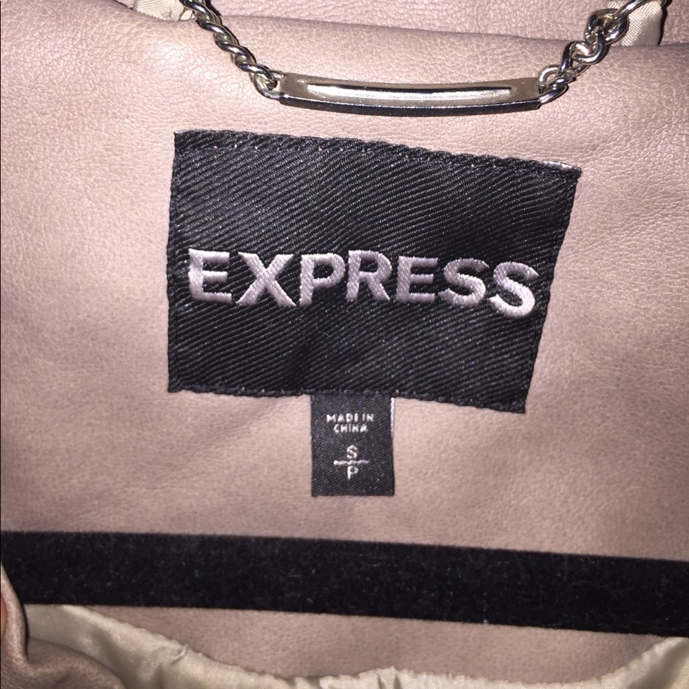 Express Jacket - Picture 3 of 3