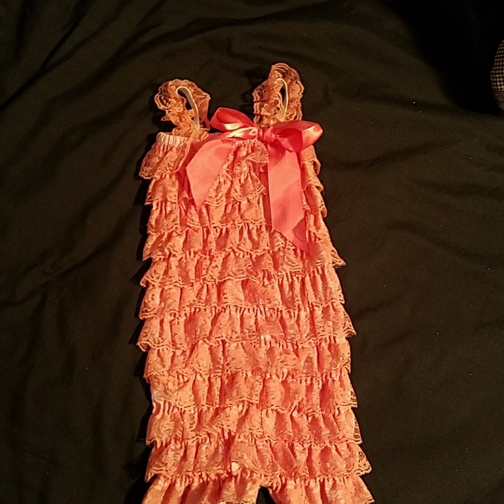 Girl's lace ruffle romper