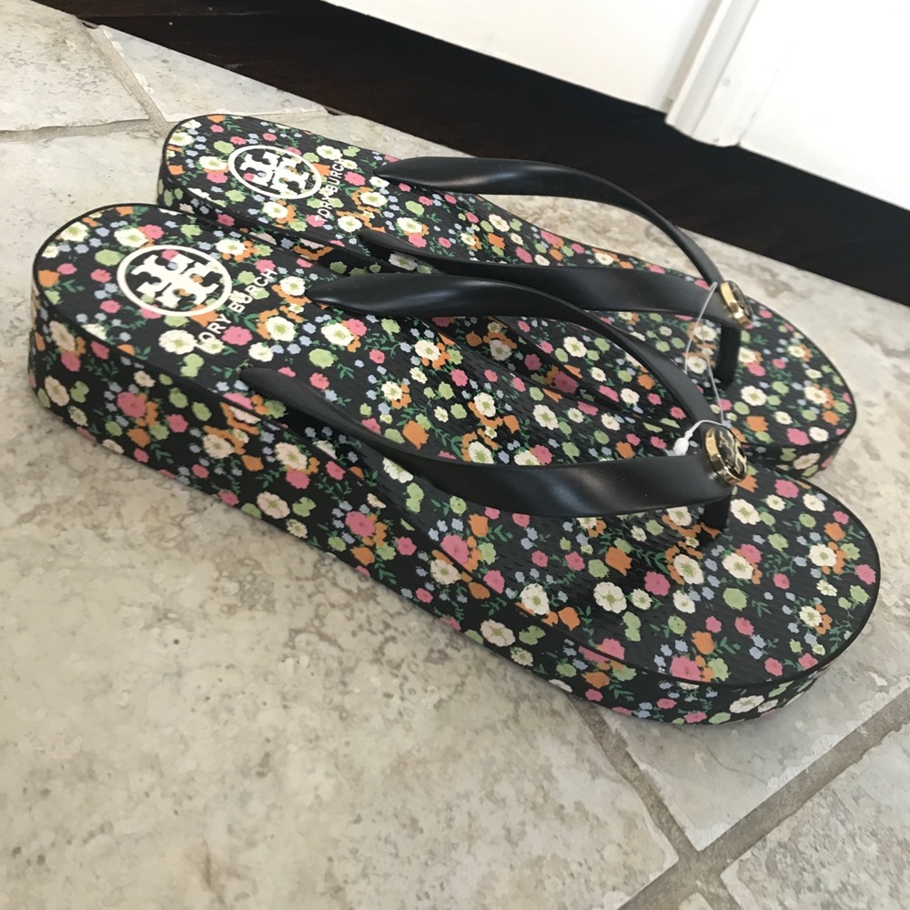 Tory burch floral classic wedge flip flop