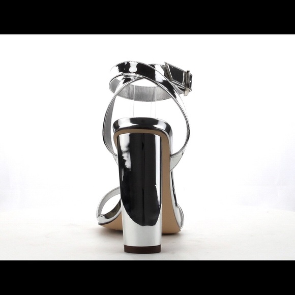 Ladies Silver ankle strap high heels sandal. - Picture 7 of 8