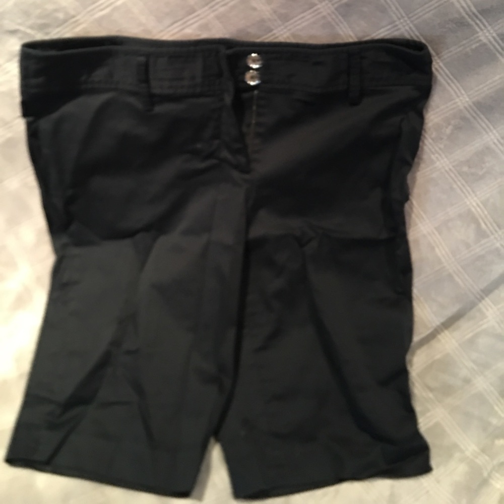 Black MK Bermuda shorts