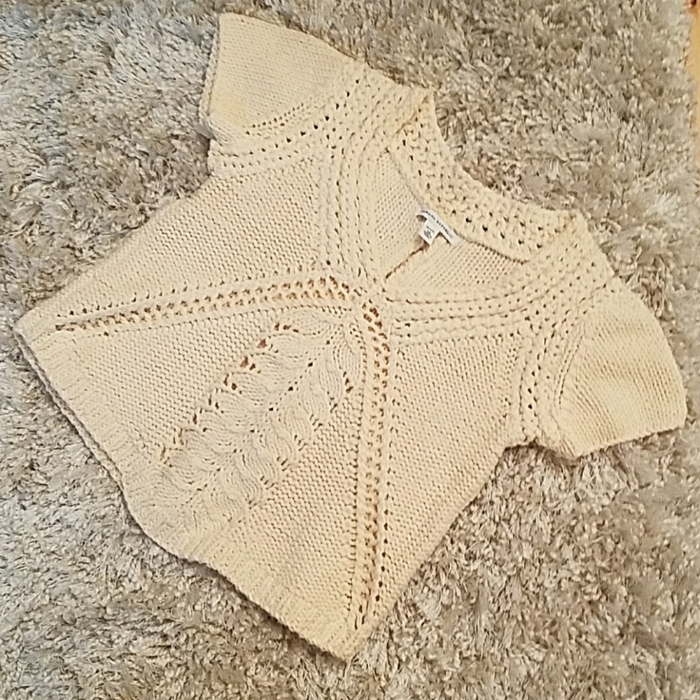 Mint cond. Banana Republic crop crocheted sweater