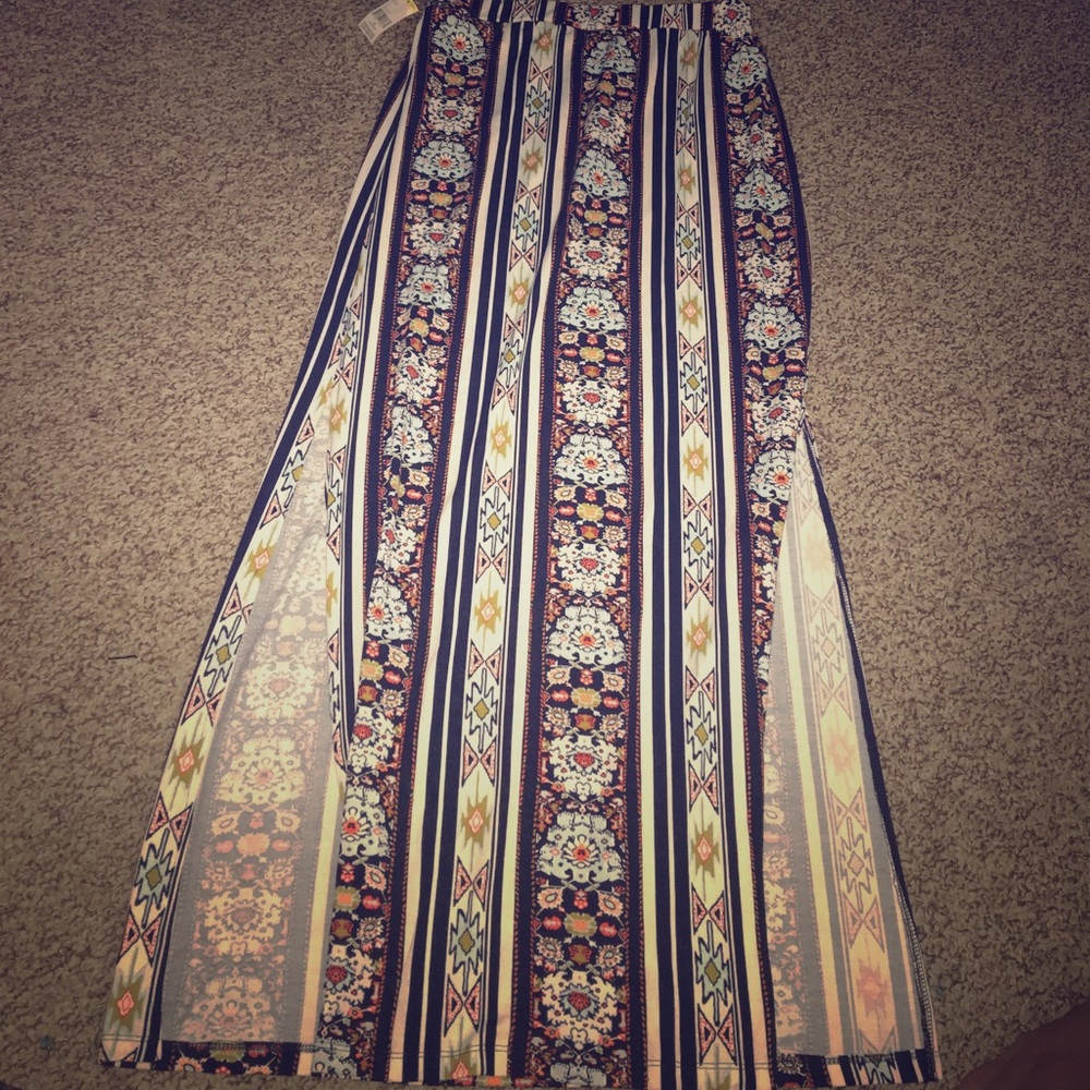 Kit Maxi Skirt
