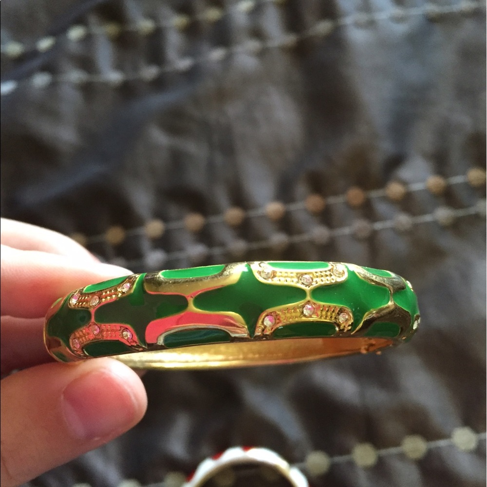 Bangle with rhinestones