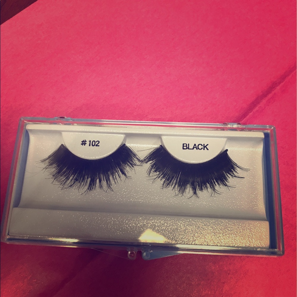 Gorgeous eyelashes 💞💋